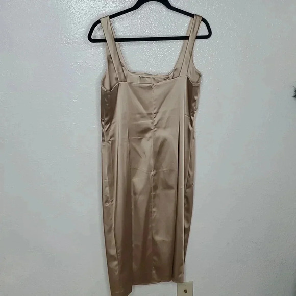 Calvin Klein Gold Fitted Dress & Jacket Set Size 12 - Picture 4 of 12